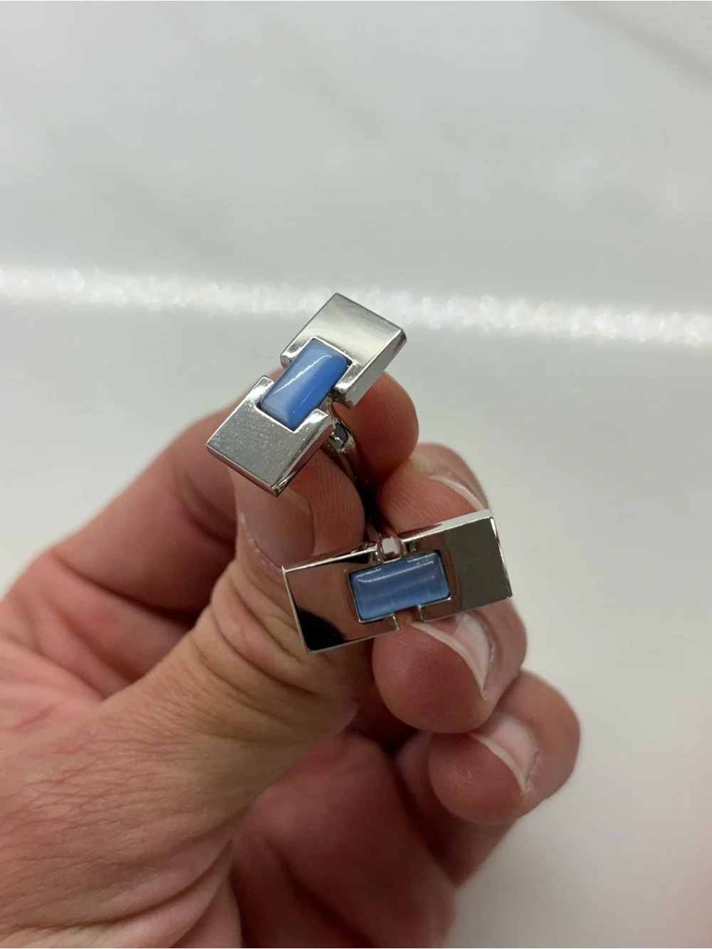 Geoffrey Beene Silver Tone Blue Inlay Rectangular Cufflinks w/ Wood Box